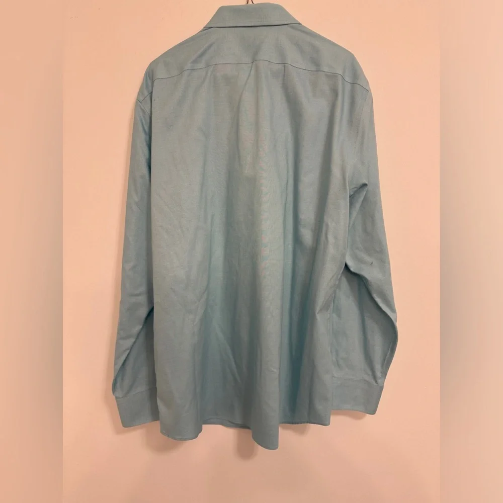 Banana Republic Men’s XL non - iron slim fit blue button down shirt - Picture 5 of 6